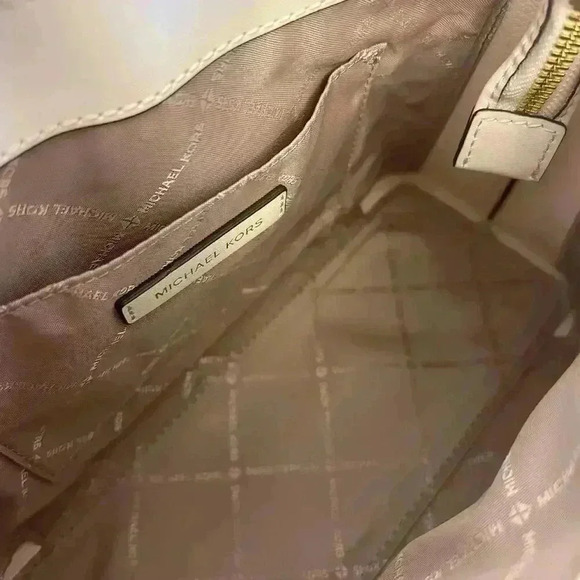 Michael Kors Emilia Small Satchel Crossbody Bag Light Cream MK Signature - Picture 10 of 11